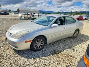 Lexus ES 3.3L 6 2004