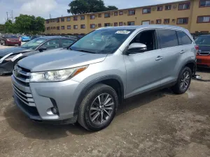 Toyota Highlander 3.5L 6 2019