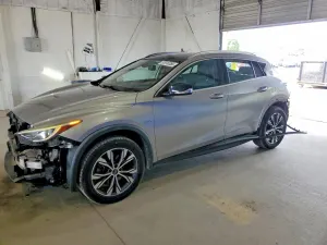 Infiniti QX30 2.0L 4 2017