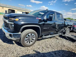 Chevrolet Silverado 1500 6.6L 8 2024