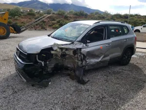 Volkswagen Taos 1.5L 4 2024
