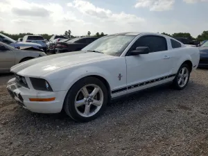 Ford Mustang 4.0L 6 2008