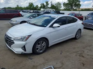 Hyundai Elantra 2.0L 4 2020