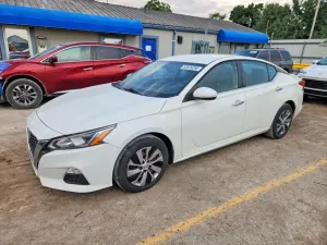 Nissan Altima 2.5L 4 2019