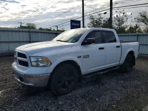 RAM 1500 5.7L 8 2014