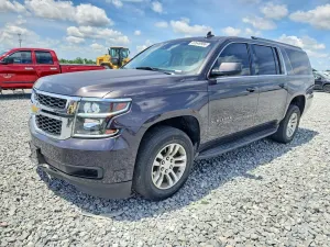 Chevrolet Suburban 5.3L 8 2015