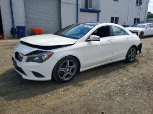 Mercedes-Benz CLA 2.0L 4 2014