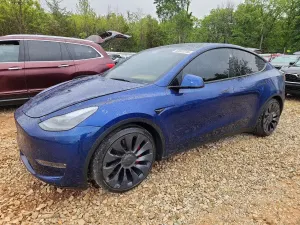 Tesla Model Y 2025