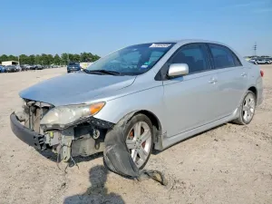 Toyota Corolla 1.8L 4 2013