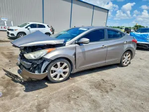 Hyundai Elantra 1.8L 4 2013