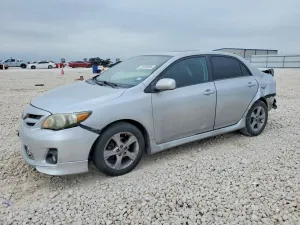 Toyota Corolla 1.8L 4 2012