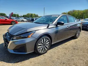 Nissan Altima 2.5L 4 2025