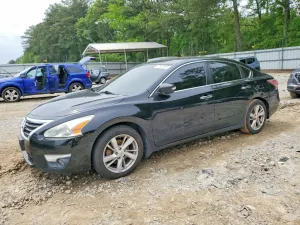 Nissan Altima 2.5L 4 2015