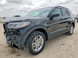 Ford Explorer 2.3L 4 2026