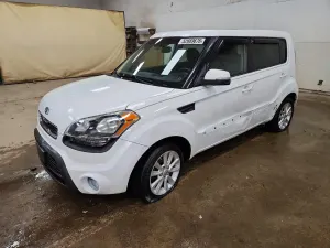 Kia Soul 2.0L 4 2012