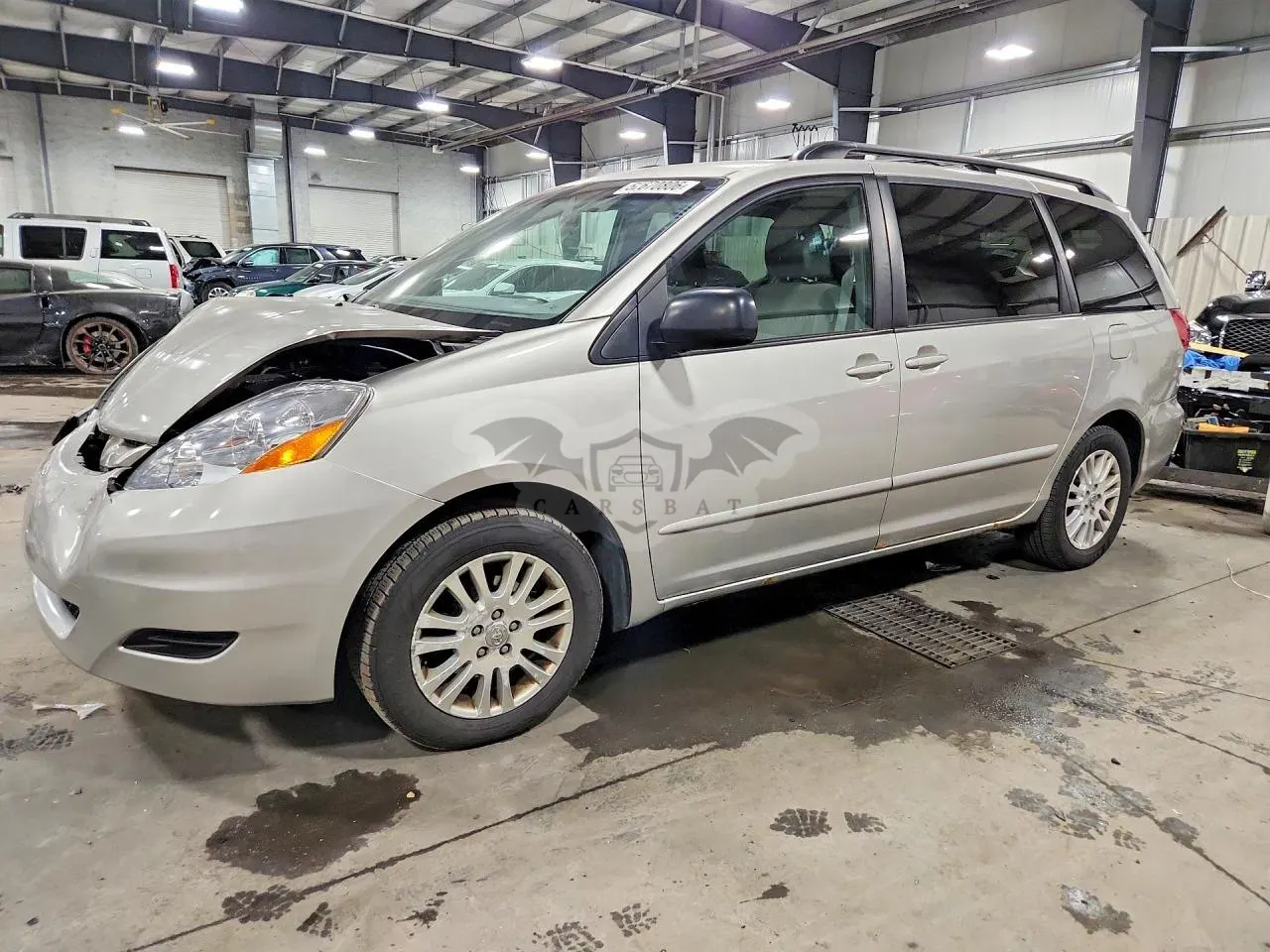 Toyota Sienna 3.5L 6 2010