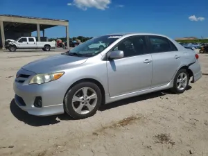 Toyota Corolla 1.8L 4 2013
