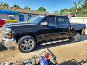 Chevrolet Silverado 1500 5.3L 8 2017