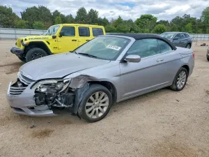 Chrysler 200 2.4L 4 2013
