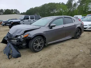 Toyota Camry 2.5L 4 2020
