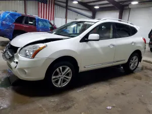 Nissan Rogue 2.5L 4 2012