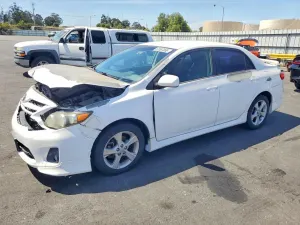 Toyota Corolla 1.8L 4 2012