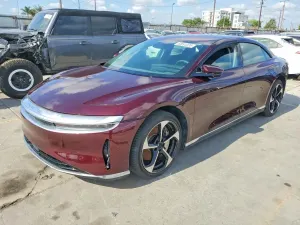 Lucid Air 2025