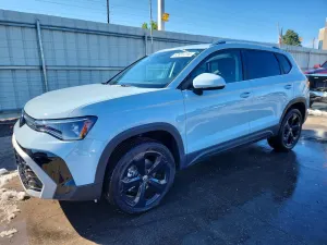 Volkswagen Taos 1.5L 4 2025