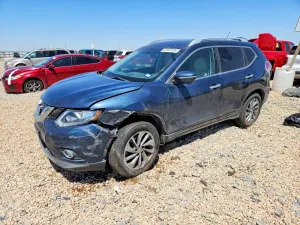Nissan Rogue 2.5L 4 2015