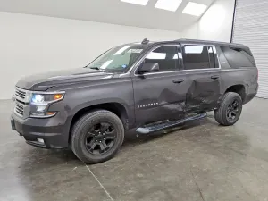Chevrolet Suburban 5.3L 8 2016