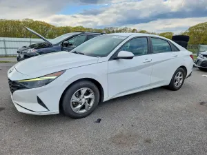 Hyundai Elantra 2.0L 4 2021