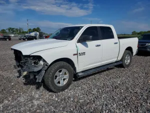 RAM 1500 5.7L 8 2017