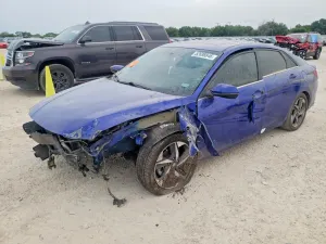 Hyundai Elantra 2.0L 4 2021