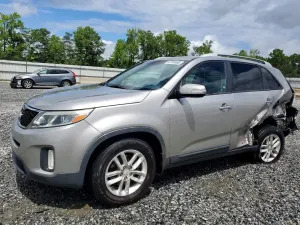 Kia Sorento 2.4L 4 2015