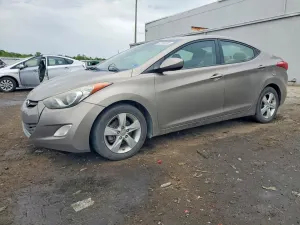 Hyundai Elantra 1.8L 4 2013