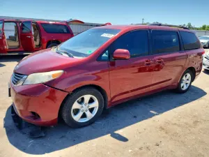 Toyota Sienna 3.5L 6 2011