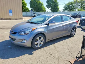 Hyundai Elantra 1.8L 4 2012
