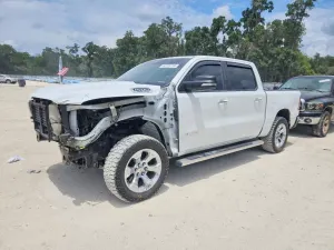 RAM 1500 5.7L 8 2019