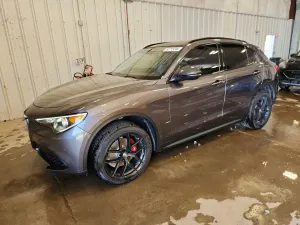 Alfa Romeo Stelvio 2.0L 4 2020