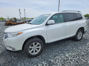 Toyota Highlander 3.5L 6 2013