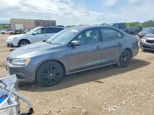 Volkswagen Jetta 1.8L 4 2014