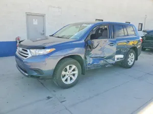 Toyota Highlander 3.5L 6 2013