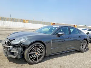 Porsche Panamera 2.9L 6 2023
