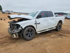 RAM 1500 5.7L 8 2017