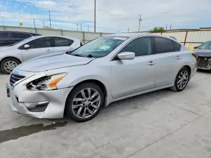Nissan Altima 2.5L 4 2015