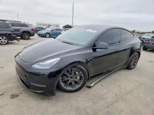 Tesla Model Y 2024