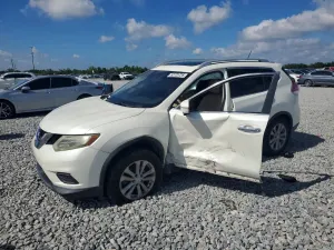 Nissan Rogue 2.5L 4 2015