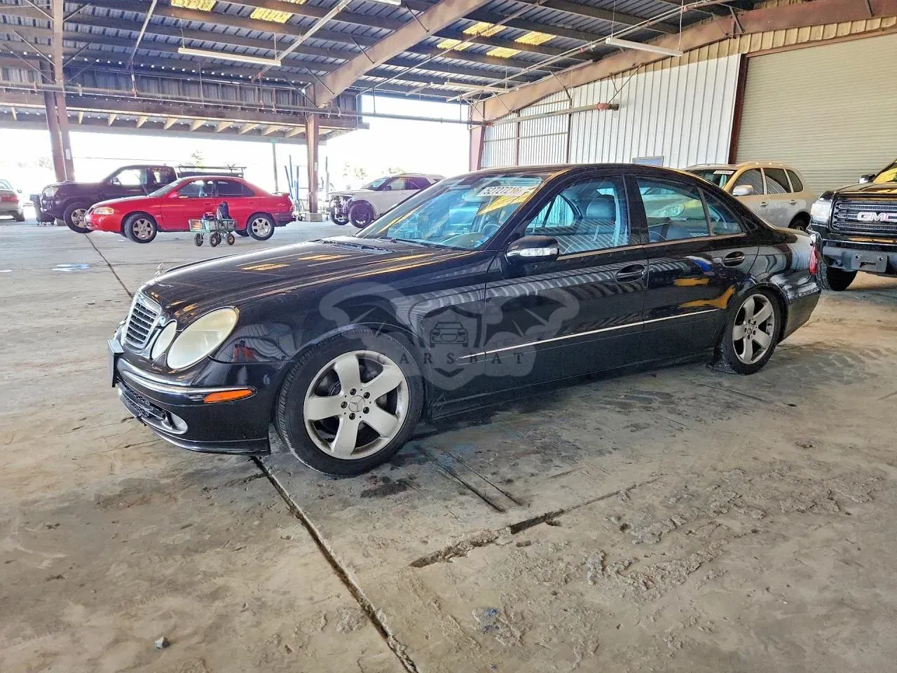 Mercedes-Benz E 5.0L 8 2004