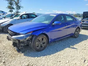 Hyundai Elantra 2.0L 4 2023