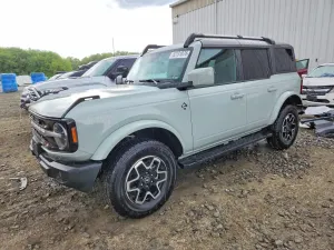 Ford Bronco 2.3L 4 2024